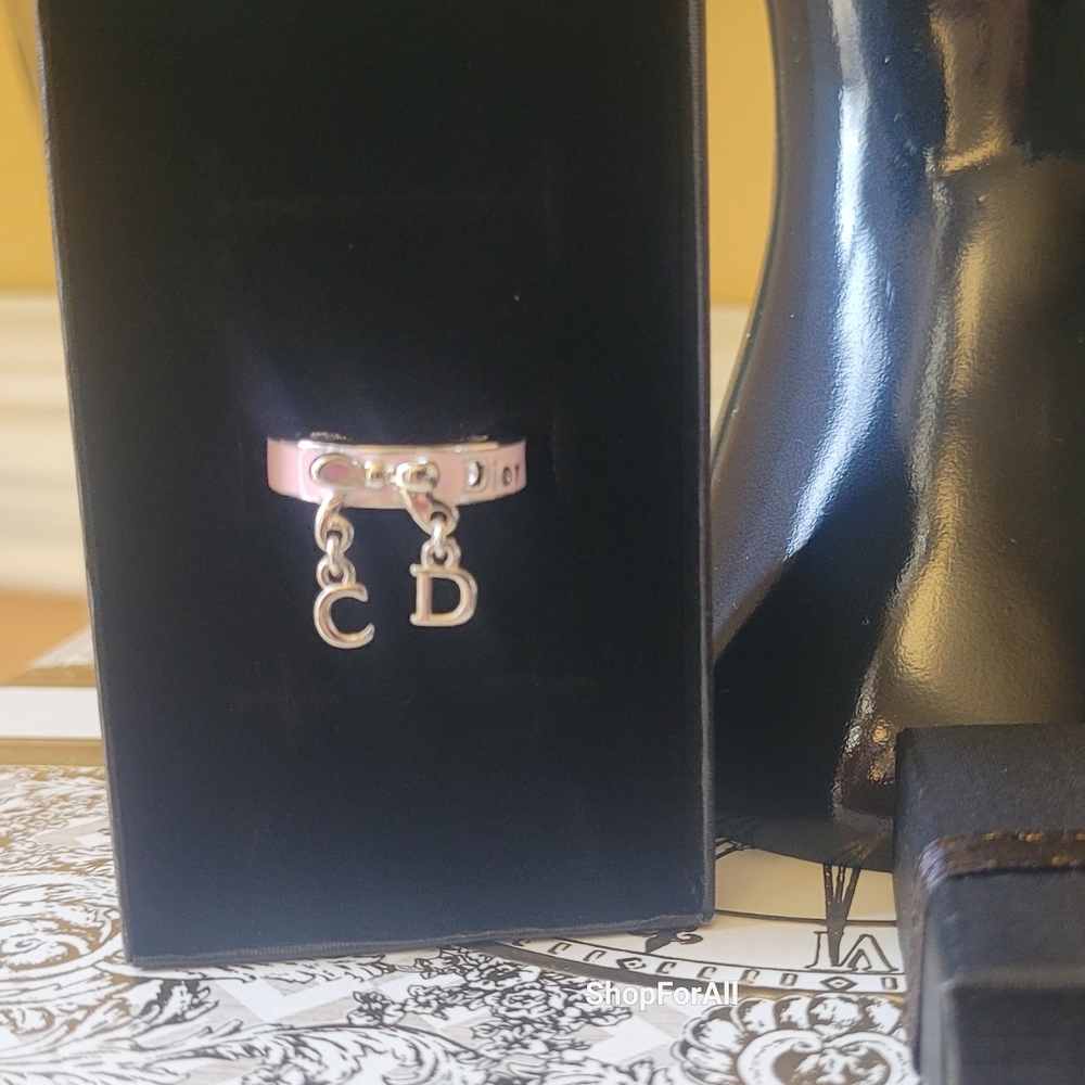 Dior - Picture 6 of 11